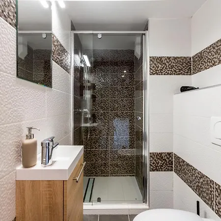 דירה Deluxe Akacfa In The Heart Of