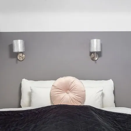 Apartman Deluxe Akacfa In The Heart Of Budapest